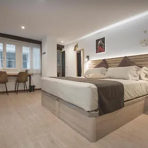  Séjour chez l'habitant Emilysuites - Centro Historico Espagne